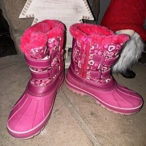 Pink Winter Boots with Heart Pattern